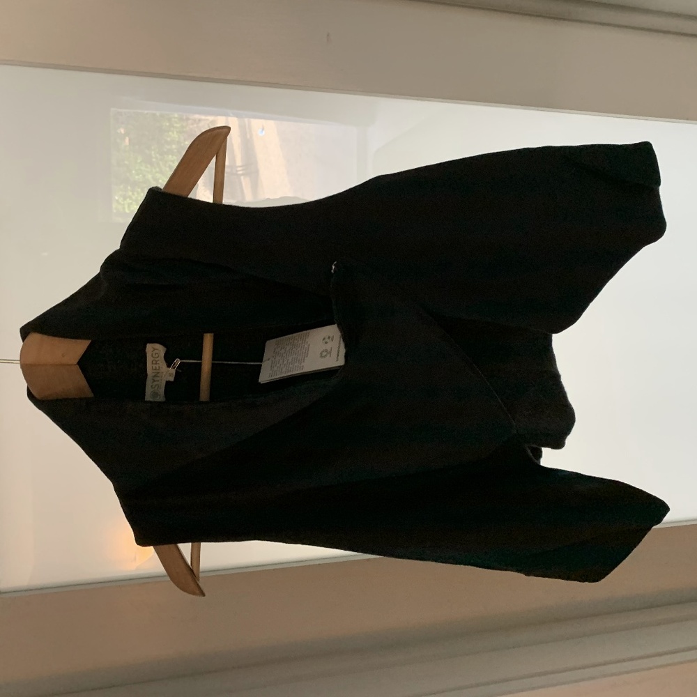 SYNERGY - Hug Me Vest Jet Black